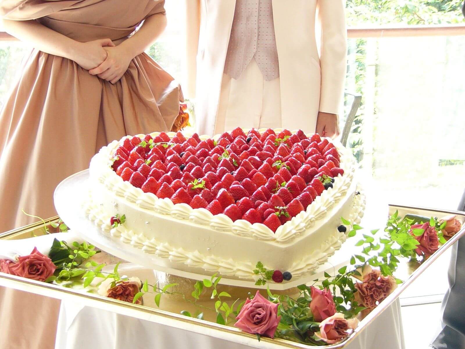 Свадьба в красно-зеленом цвете - еда и напитки